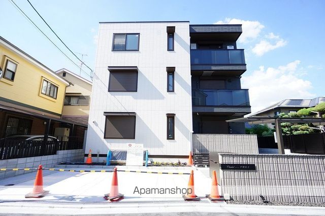 クラシスト千里丘上 外観