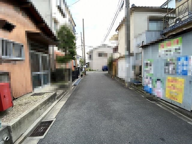 高槻市津之江町2丁目　中古一戸建 前面道路含む