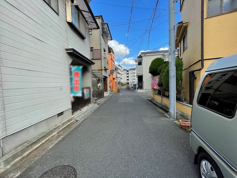 茨木市東奈良1丁目　中古一戸建 現地写真（前面道路含む現地写真）