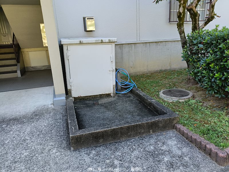 富田第二住宅75号棟      ゴミ置き場