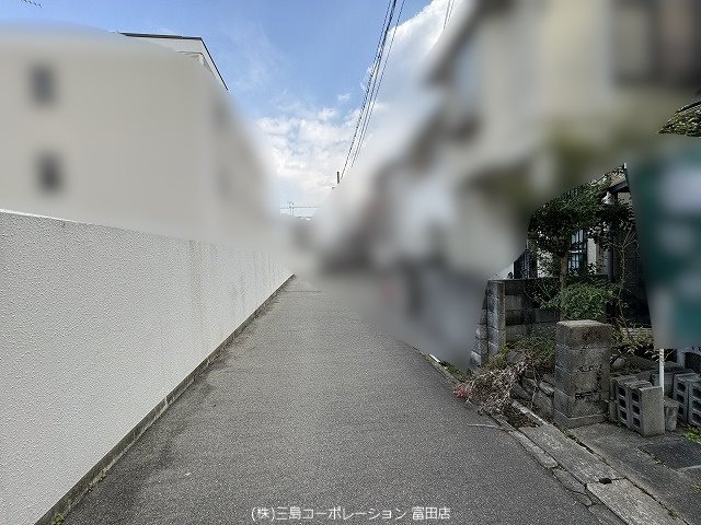 高槻市寿町2丁目　中古テラスハウス 前面道路含む