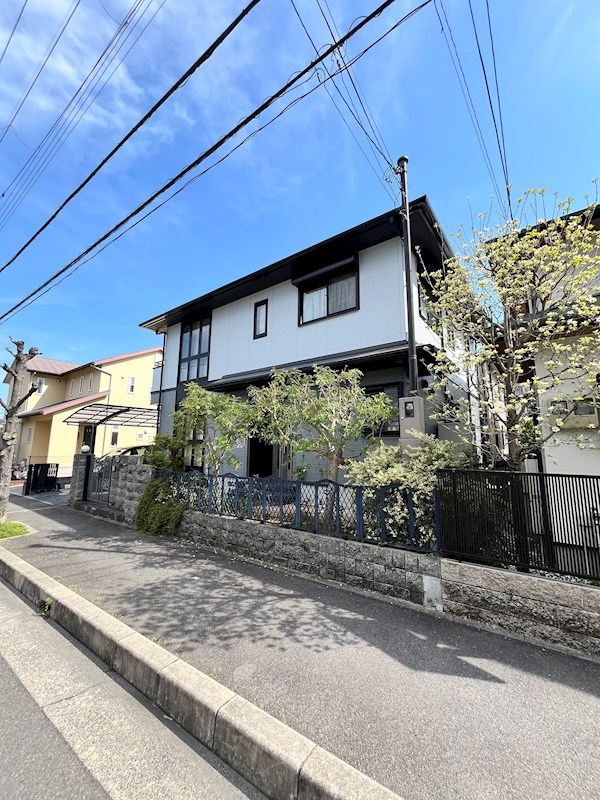 茨木市白川2丁目　中古一戸建 現地写真