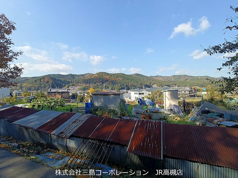 高槻市大字原　中古一戸建 現地写真（前面道路含む現地写真）