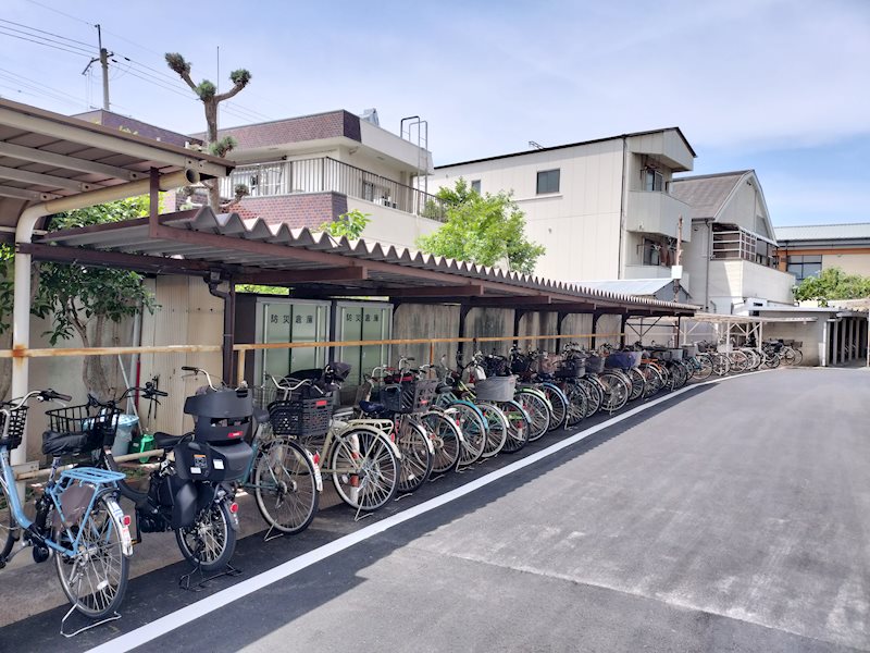 シャンボール茨木    駐輪場