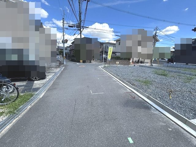 高槻市大塚町２丁目　建築条件付売土地　２号地  現地写真（前面道路含む現地写真）