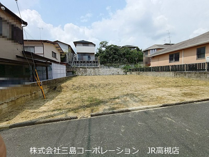 高槻市日吉台二番町　売土地2号地 現地写真（前面道路含む現地写真）