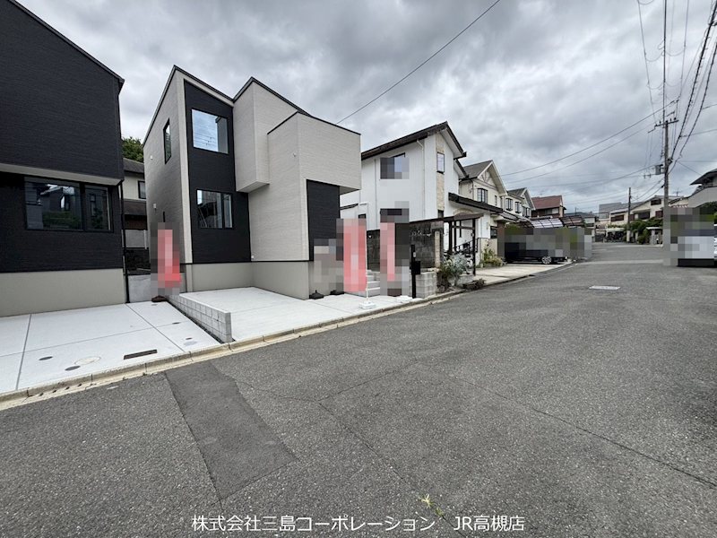 高槻市南平台2丁目　新築一戸建B号地 現地写真（前面道路含む現地写真）