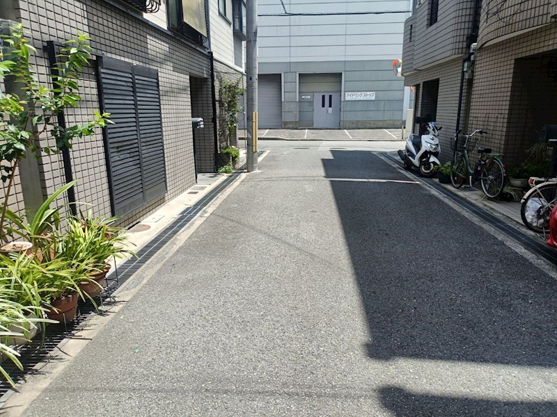 摂津市鳥飼野々３丁目　中古一戸建 現地写真（前面道路含む現地写真）