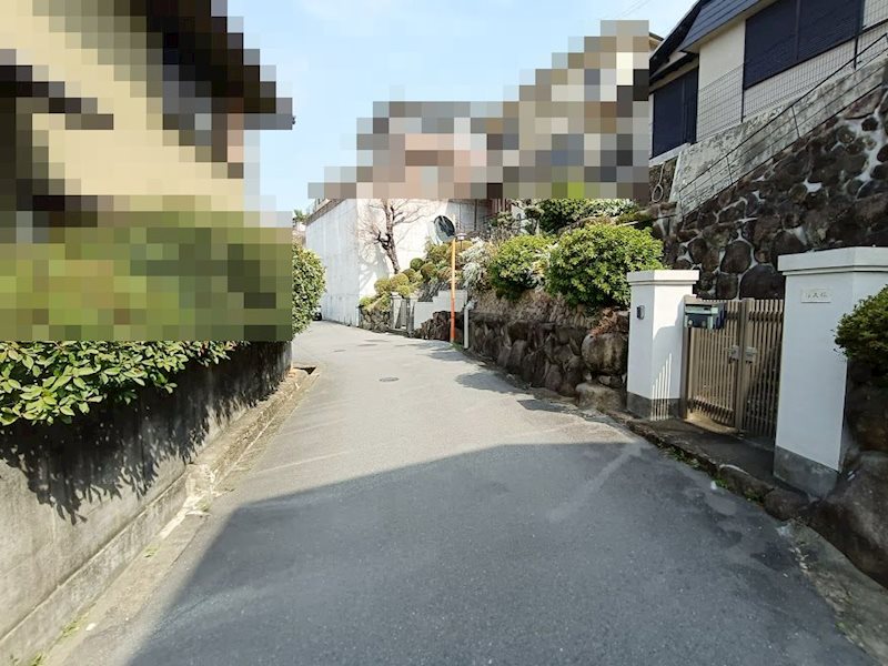 茨木市北春日丘2丁目　新築一戸建 現地写真（前面道路含む現地写真）