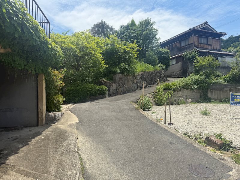 交野市寺2丁目　売土地 現地写真（前面道路含む現地写真）