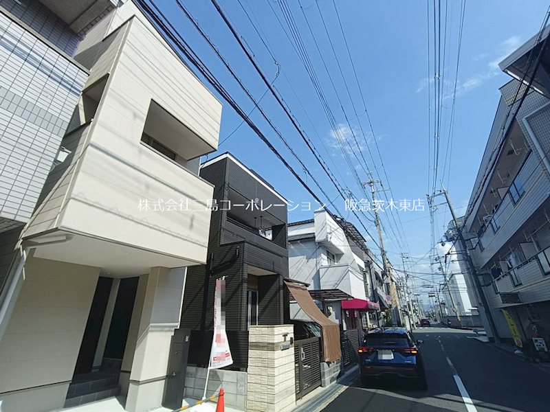 茨木市新和町 新築一戸建 現地写真（前面道路含む現地写真）