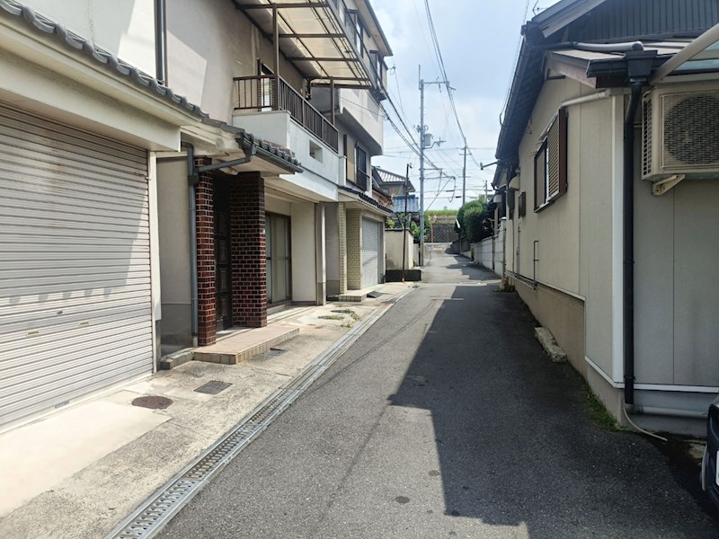 摂津市一津屋2丁目 中古一戸建 現地写真（前面道路含む現地写真）