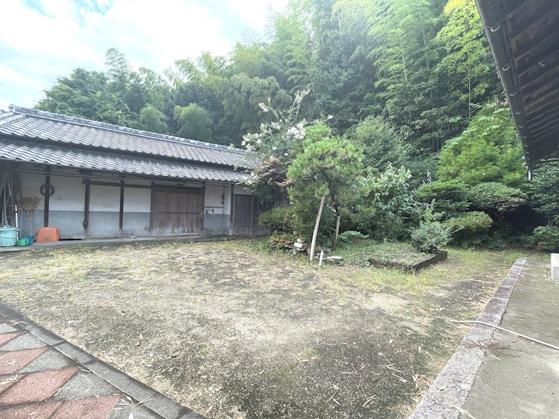 下田原一戸建 陽当りの良いお庭
