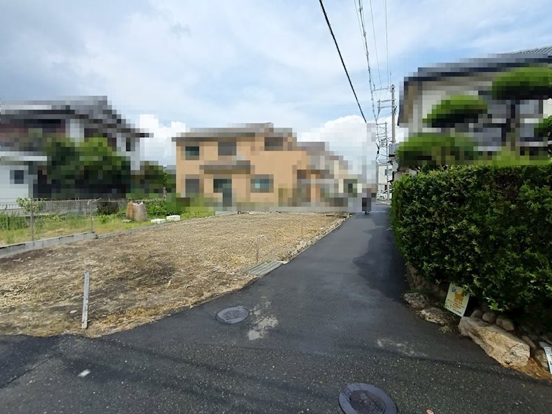 茨木市上穂積2丁目　売土地 現地写真（前面道路含む現地写真）