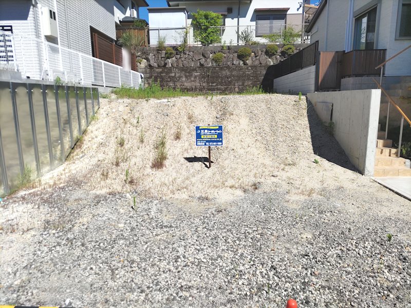 GRANDSELECT楠葉美咲三丁目　土地 第一種低層住居専用地域の閑静な住宅地内　現地正面から