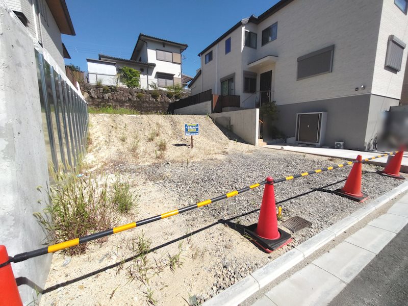 GRANDSELECT楠葉美咲三丁目　土地 第一種低層住居専用地域の閑静な住宅地内