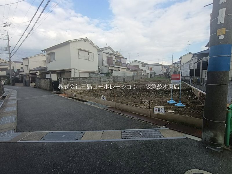 茨木市東太田2丁目　売土地 B号地 現地写真（前面道路含む現地写真）