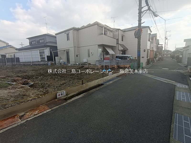 茨木市東太田2丁目　売土地 B号地 現地写真（前面道路含む現地写真）