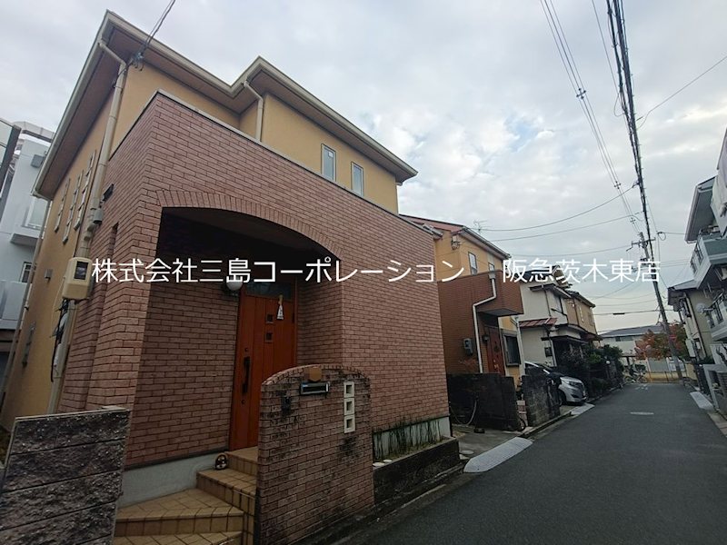 茨木市大池2丁目　中古一戸建 現地写真（前面道路含む現地写真）