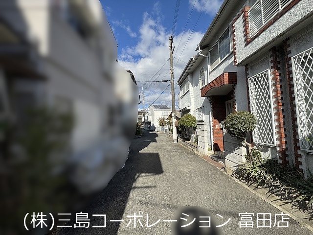 高槻市赤大路町　売土地 閑静な住宅街に位置する現地は、落ち着いた住環境が魅力です。穏やかな暮らしを求める方にぴったりのロケーション。ぜひ一度、周辺環境と合わせてご見学ください。