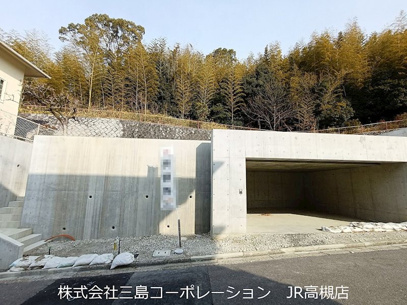 高槻市日吉台六番町　売土地1号地 現地写真（前面道路含む現地写真）