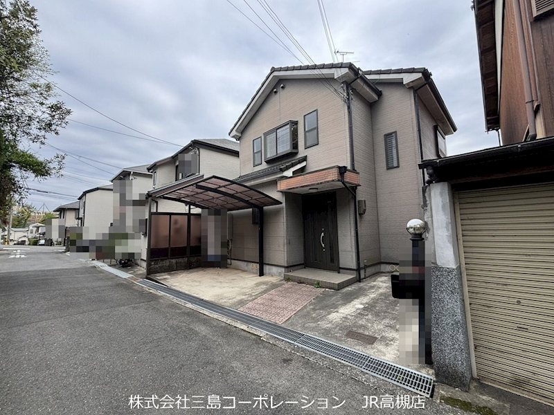 高槻市東城山町　中古一戸建 現地写真（前面道路含む現地写真）