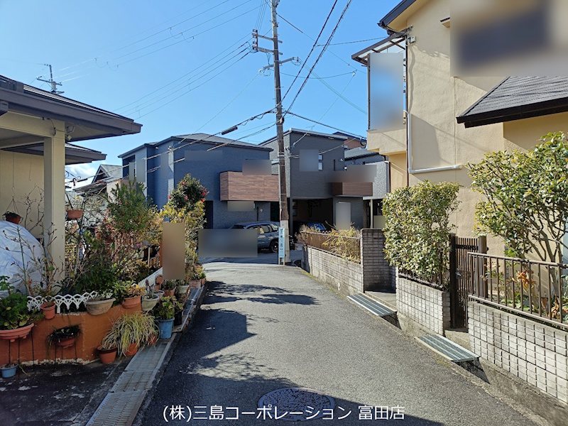 高槻市岡本町　売土地 前面道路