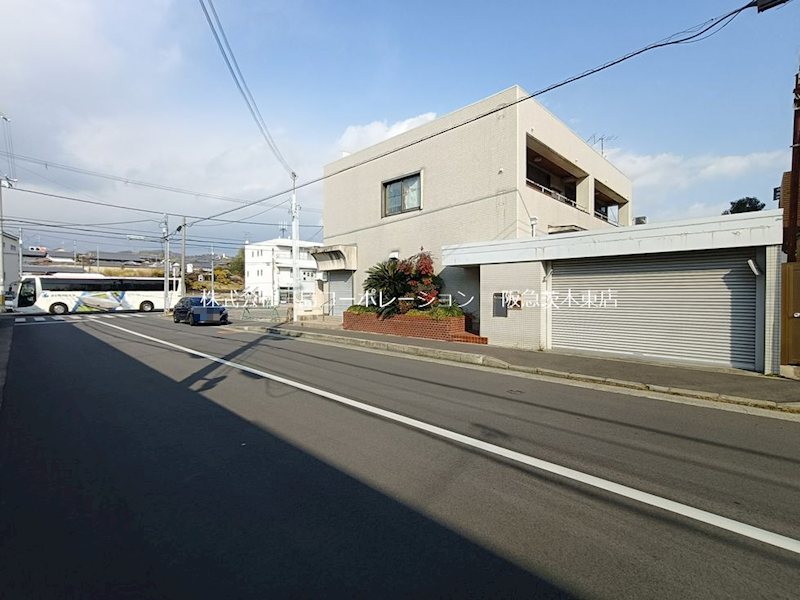 茨木市南安威2丁目　建築条件付売土地 1号地 現地写真（前面道路含む現地写真）