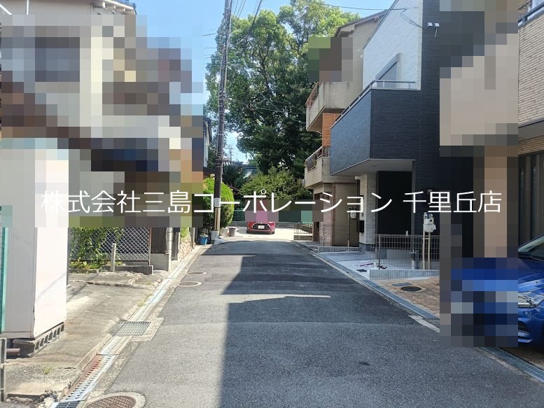 摂津市鳥飼西2丁目　新築一戸建 現地写真（前面道路含む現地写真）