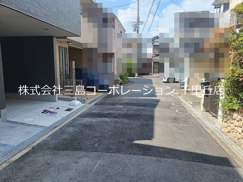 摂津市鳥飼西2丁目　新築一戸建 現地写真（前面道路含む現地写真）