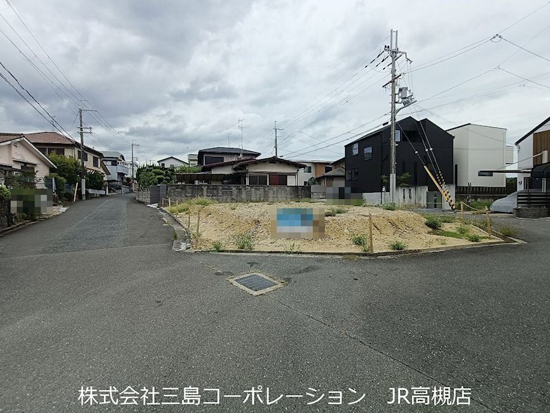 高槻市南平台2丁目　売土地 現地写真（前面道路含む現地写真）