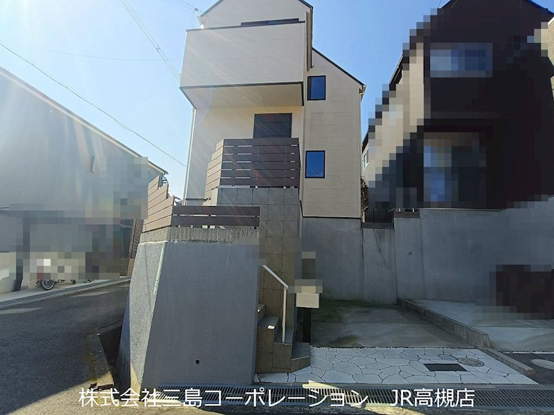 高槻市安岡寺町5丁目　中古一戸建 現地写真（前面道路含む現地写真）