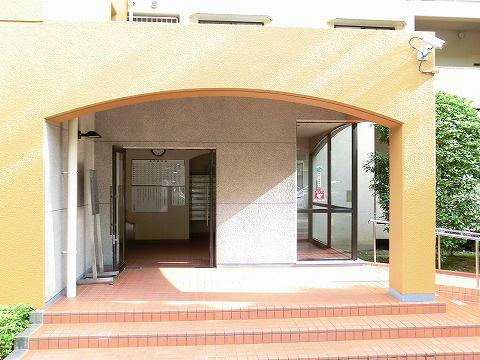 白川高層住宅7号棟 共用部写真（エントランス）