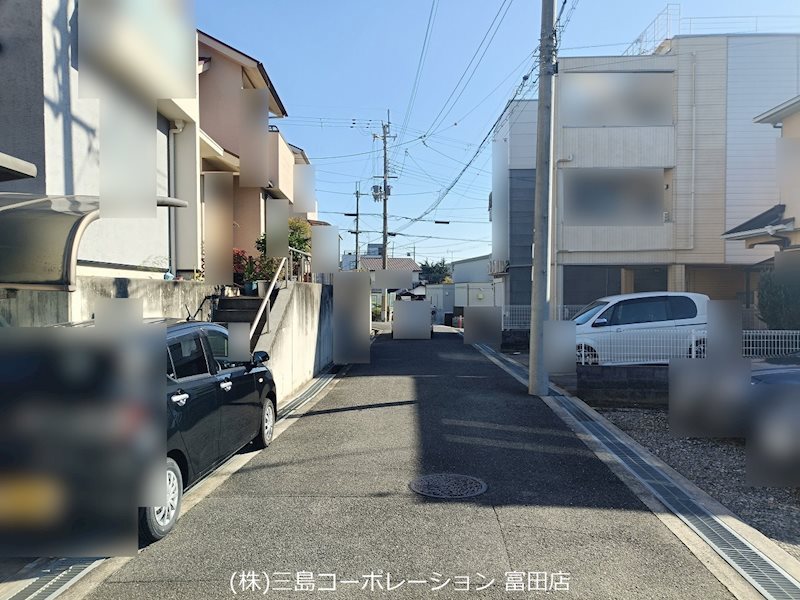 高槻市富田町6丁目　中古一戸建 前面道路