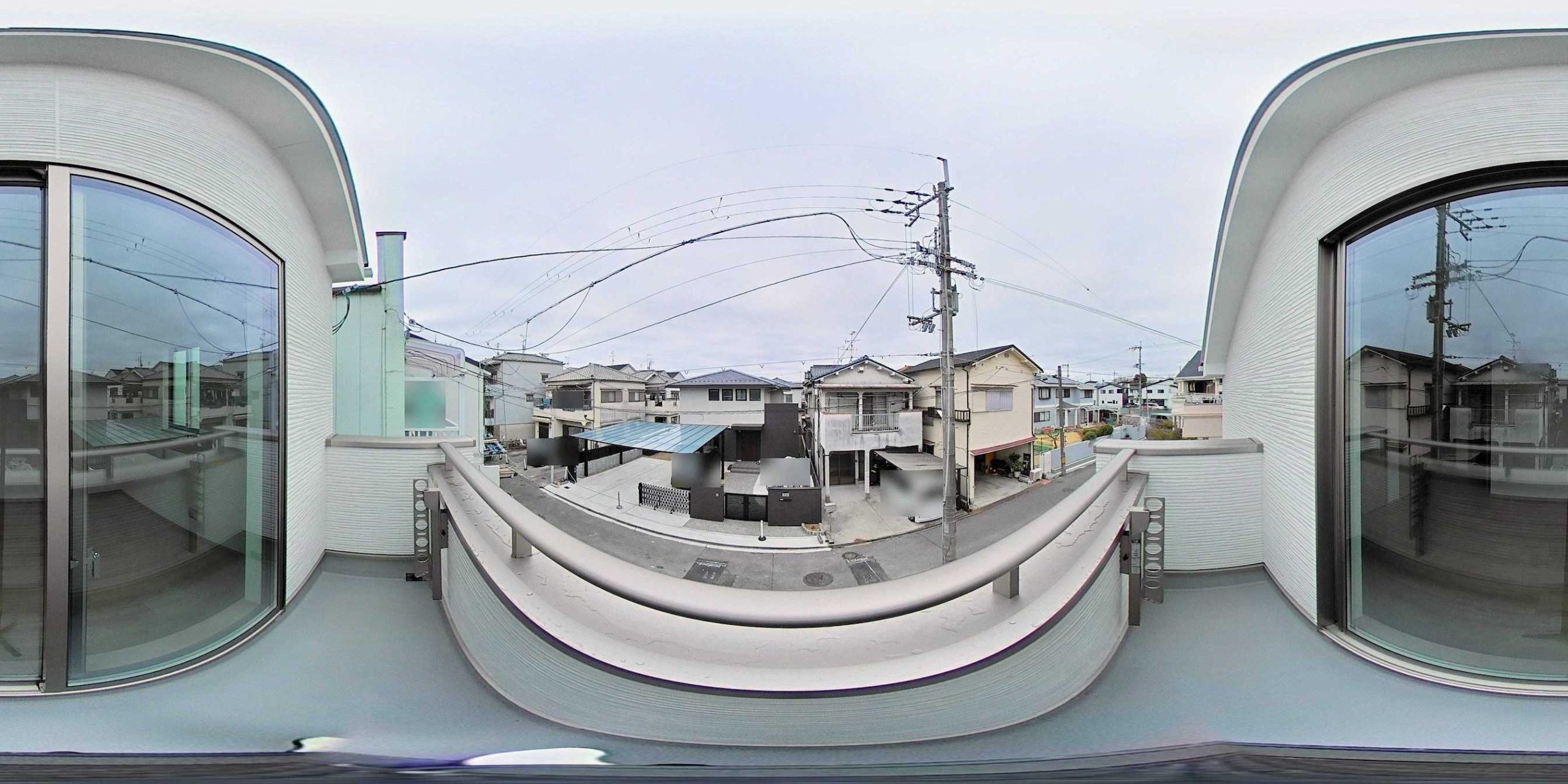 西側バルコニー