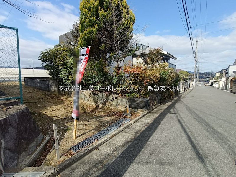 茨木市太田3丁目　建築条件付売土地 現地写真（前面道路含む現地写真）