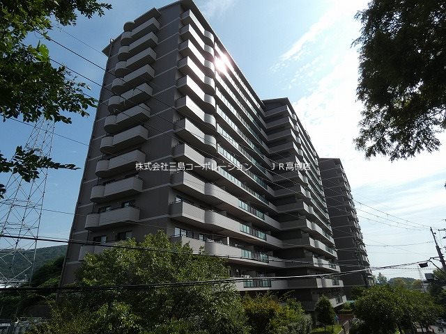 閑静な住宅街で落ち着いた住環境 ペットと一緒にお住まいできます♪