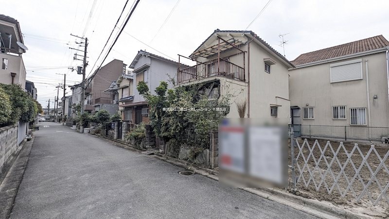 摂津市桜町1丁目　新築一戸建 前道