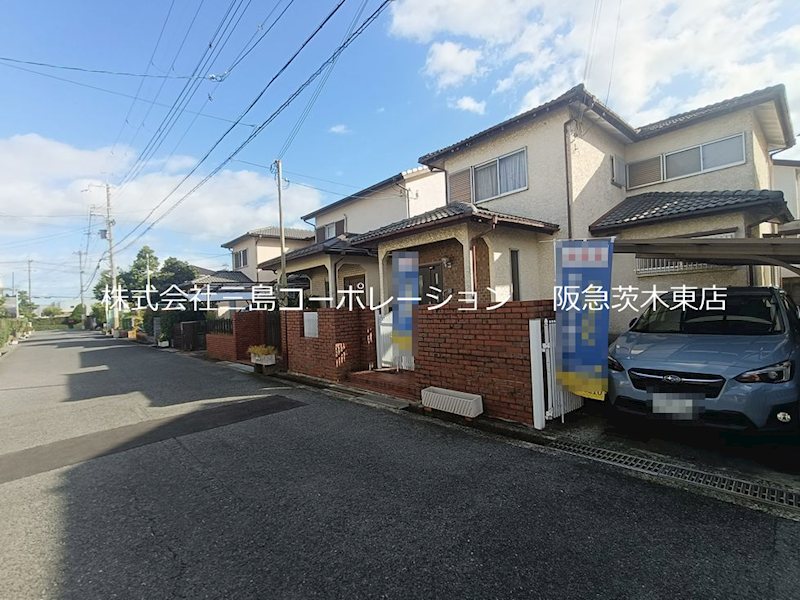 茨木市玉島台　売土地 現地写真（前面道路含む現地写真）