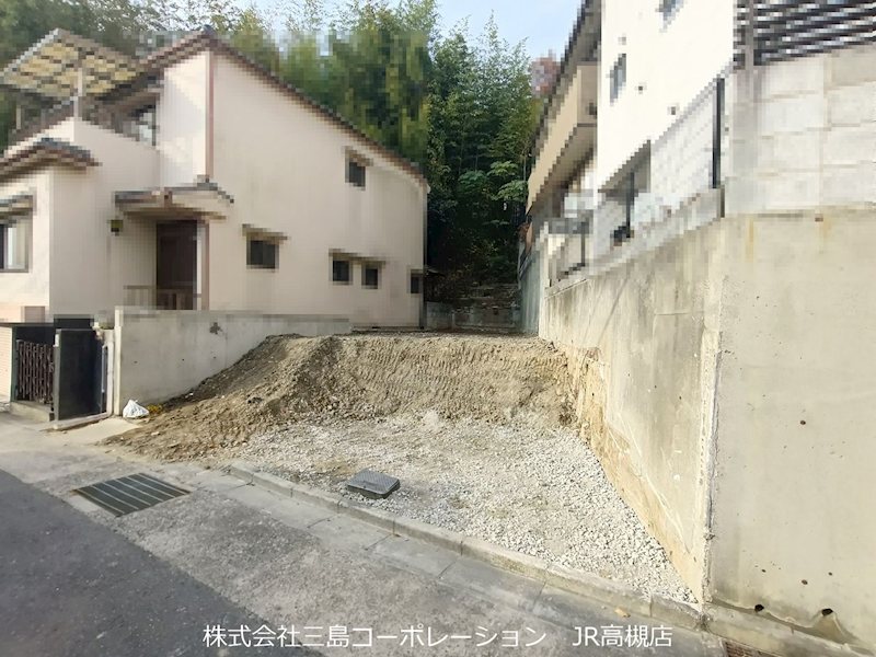 高槻市古曽部町3丁目　新築一戸建 現地写真（前面道路含む現地写真）
