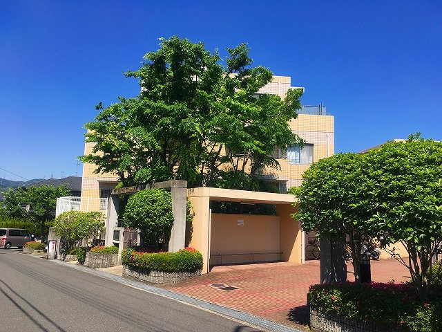 ライオンズヒルズ高槻 現地写真