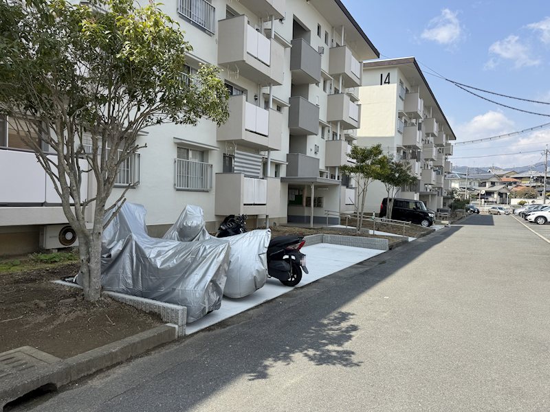 陽和台第3住宅15号棟 バイク置場