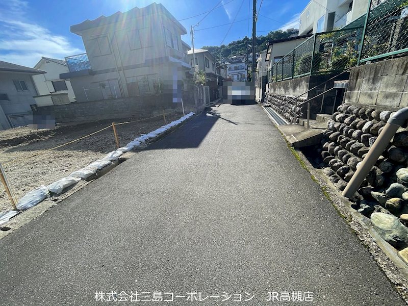 高槻市松が丘4丁目　新築一戸建2号地 現地写真（前面道路含む現地写真）