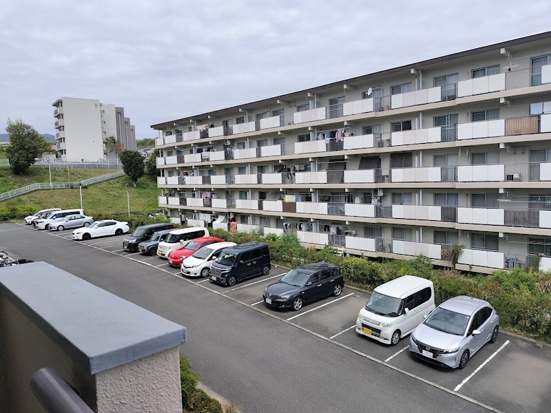 陽和台第3住宅3号棟 共用部写真（駐車場）