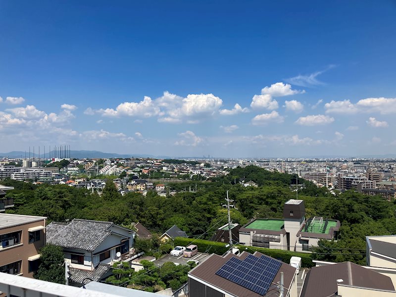 フォレスティア苦楽園  ルーフバルコニーからの眺望です！季節を感じながらお茶でも、しませんか。