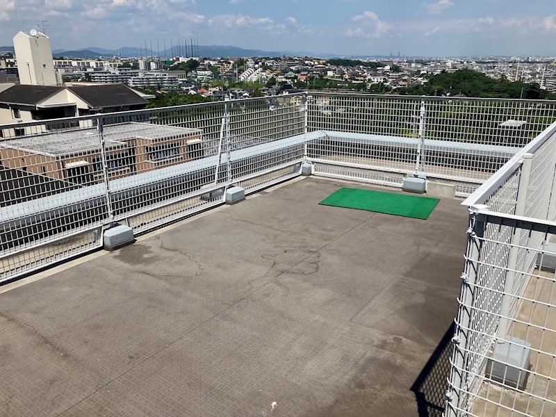 フォレスティア苦楽園  広々ルーフバルコニー！