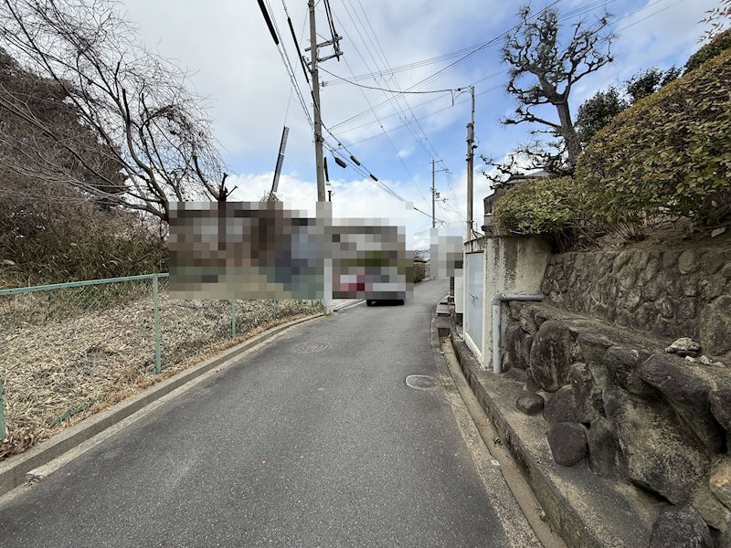 茨木市南春日丘5丁目　売土地 3号地 現地写真（前面道路含む現地写真）