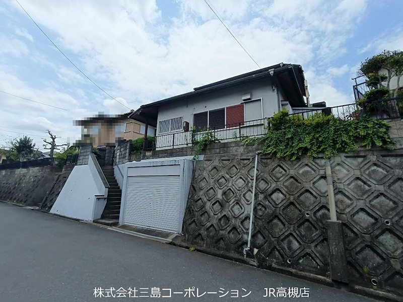 高槻市日吉台二番町　売土地2号地 現地写真（前面道路含む現地写真）