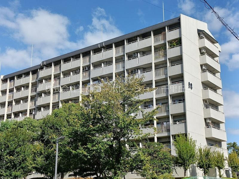 公社山田西第2次団地A8棟  外観①