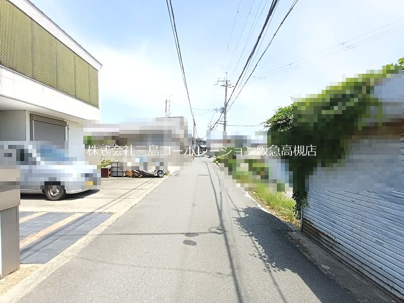 高槻市唐崎中3丁目　中古一戸建 現地写真（前面道路含む現地写真）